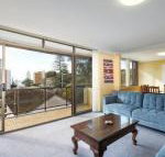 Sundek 18 - Tourism Canberra