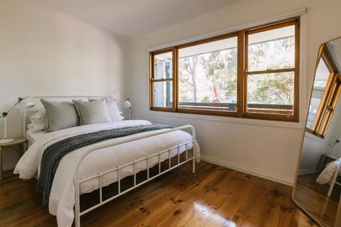DOVESTONES By THE SEA INVERLOCH - Tourism Canberra 3