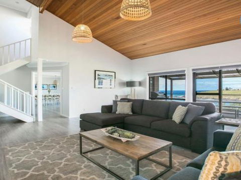 Ohana Oasis Front Row To Reserve Beach & Ocean - Tourism Canberra 6