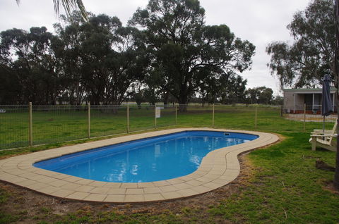 Deniliquin Pioneer Tourist Park - Tourism Canberra 5