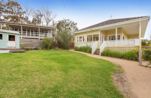 BEACHSIDE GETAWAY DROMANA - Tourism Canberra 6