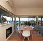 BAY VIEWS on MANNA DROMANA - Tourism Canberra