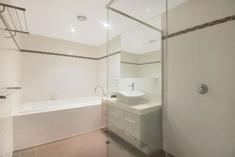 Breakwater Views Apartments - Tourism Canberra 5