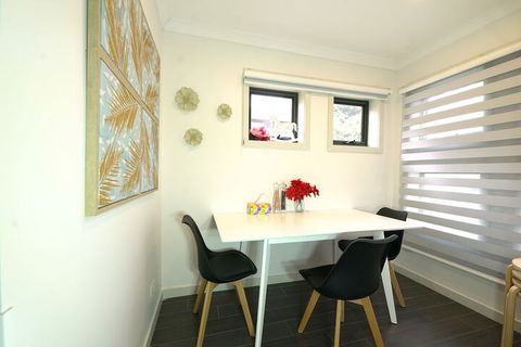 A Cozy 3BRM House At Doncaster - Tourism Canberra 6