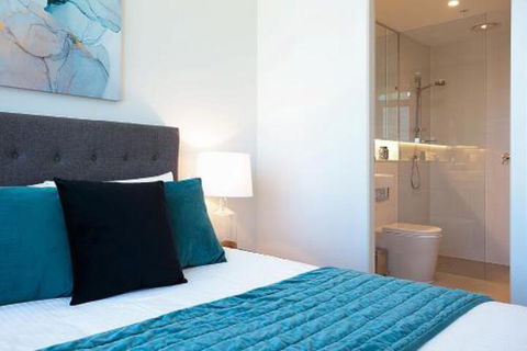 CITY HIGH Hosted By: LAbode Accommodation - Tourism Canberra 2