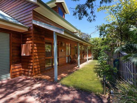 Semaphore Beach House - Tourism Canberra 2