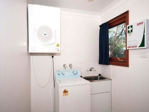 Semaphore Beach House - Tourism Canberra 1