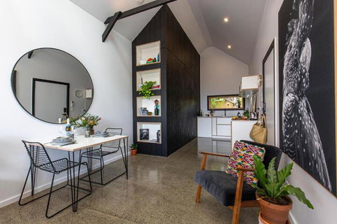 Nowra Studio Barn - Tourism Canberra 2