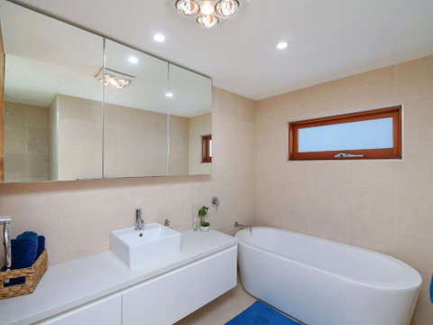 Ocean Oasis 13 Curtis Parade - Tourism Canberra 1