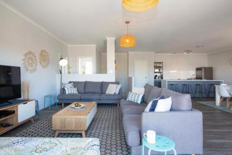 Xanadu Aldinga Beach - Tourism Canberra 7