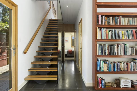 The Vanilla House - Tourism Canberra 1