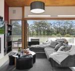 Casa sul lago quite simply a very special place - Tourism Canberra