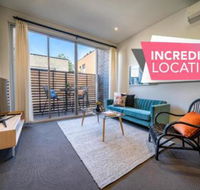 Floral on Frew Heart of the CBD Wifi Netflix - Tourism Canberra