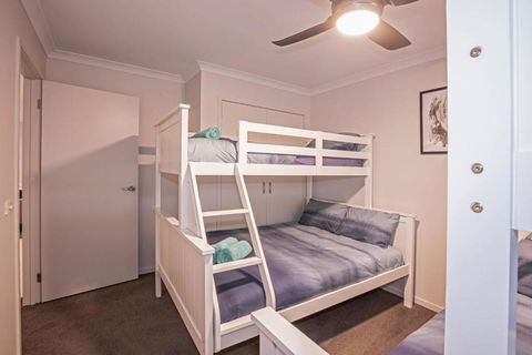 Elvington Getaway Cowes - Tourism Canberra 4