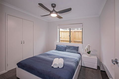 Elvington Getaway Cowes - Tourism Canberra 3