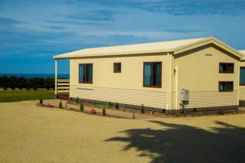 OMARU FARM STAY - Tourism Canberra 0