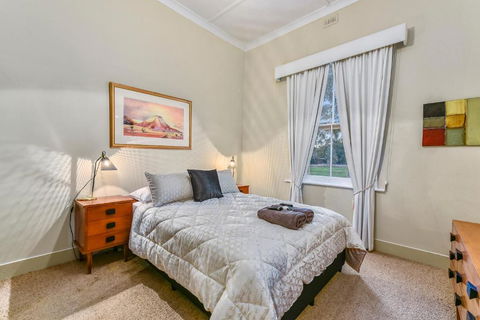 The Jazz B & B - Tourism Canberra 5