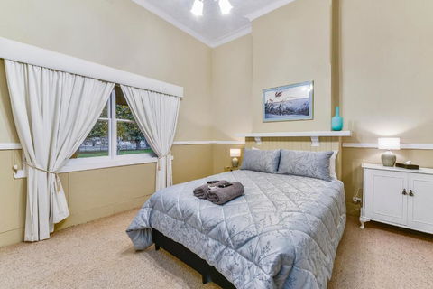 The Jazz B & B - Tourism Canberra 2