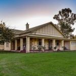 The Jazz B & B - Tourism Canberra 0