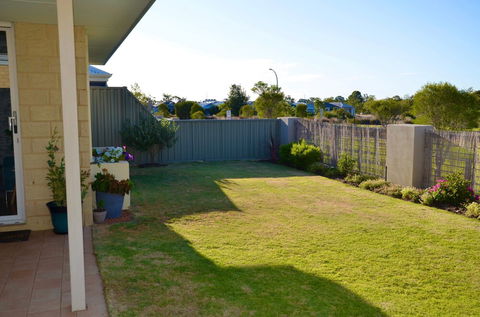 Byford House In The Glades - Tourism Canberra 6