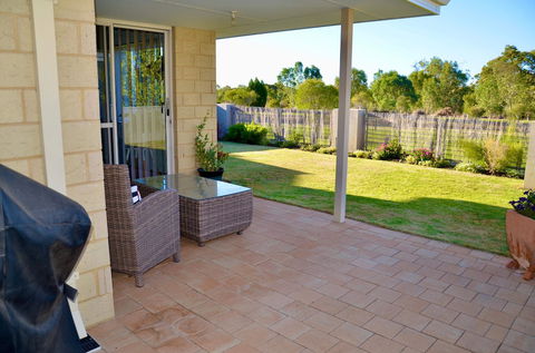 Byford House In The Glades - Tourism Canberra 4