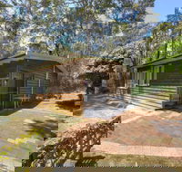 Gum Grove Chalets - Tourism Canberra