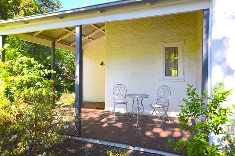 Mintie Cottage - Tourism Canberra 4