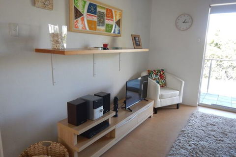 Unit 2 At 4 Pelican Street, Peregian Beach, Noosa Area - Tourism Canberra 3