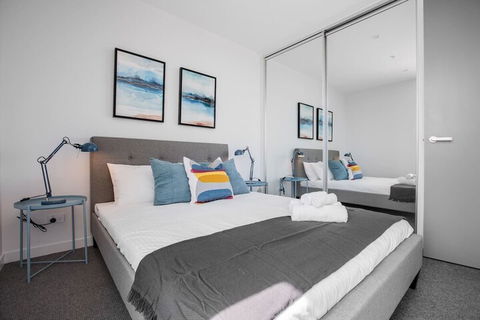 Comfy And Warm Apartment In Parkville - Tourism Canberra 5