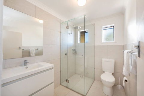 Heart Of Peregian, 19 Piper Street, Peregian Beach, Noosa Area - Tourism Canberra 7
