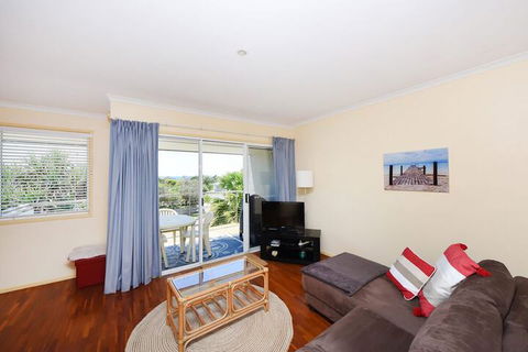 Sunbright 2/5 Petrel Street - Tourism Canberra 2