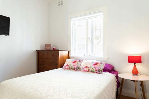 Garden Style Apartment In Prime Location - Tourism Canberra 3