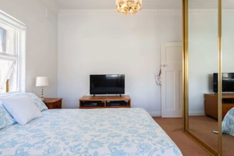 Garden Style Apartment In Prime Location - Tourism Canberra 0