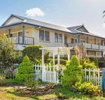 Tokelau 3 Tuncurry Townhouse - Tourism Canberra