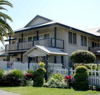Tokelau 2 Tuncurry Townhouse - Tourism Canberra