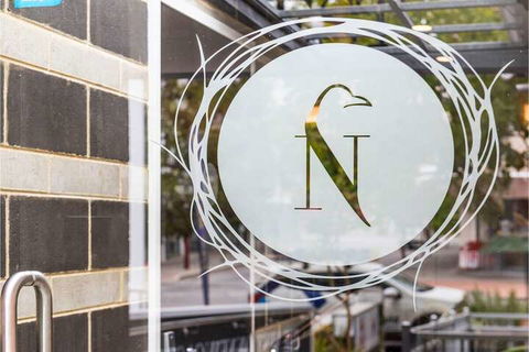 Comfortable Room With Fantastic Rooftop Views - Tourism Canberra 3