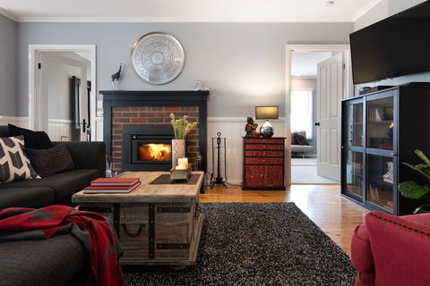 Christelle Cottage - Tourism Canberra 2