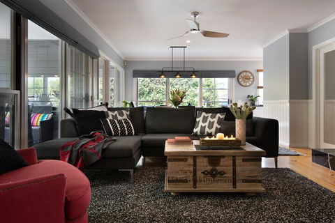 Christelle Cottage - Tourism Canberra 5