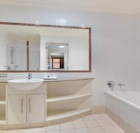 Byron at Lennox - Tourism Canberra