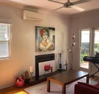3 Bedroom Character Home Near CBD - Tourism Canberra