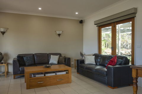 131 Your Vineyard Home In The Heart Of The Vale - Tourism Canberra 5
