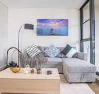Bright  Modern 2bed 2bath APT With Parking - Tourism Canberra