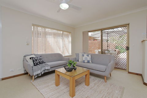 Alexandra Villa - Tourism Canberra 1
