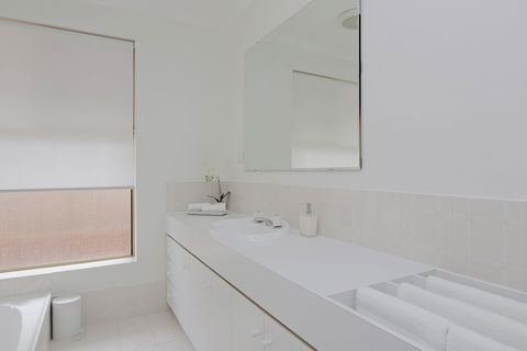 Alexandra Villa - Tourism Canberra 0