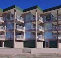 Dolphin Court 6 - Tourism Canberra