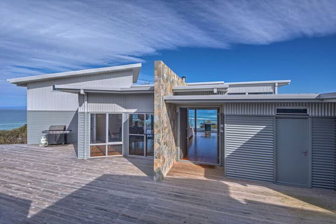 Halcyon - Tourism Canberra 1