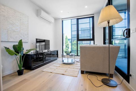 Stunning Bright Apartment At Hawthron/Glenferrie Station - Tourism Canberra 5
