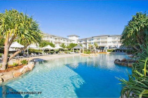 RESORT On The BEACH 5215 OCEAN GLIMPSES - Tourism Canberra 4