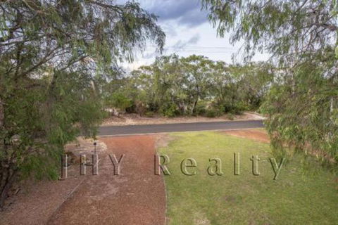 Coastal Cottage - Tourism Canberra 5