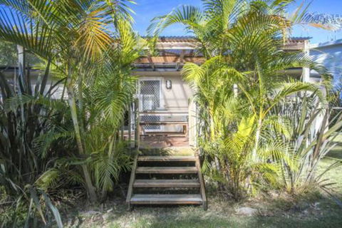 MOLLYMOOK BEACH COTTAGE - Tourism Canberra 5
